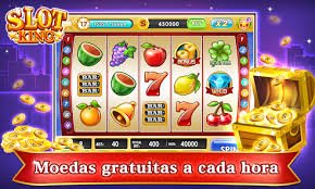 Người dùng Việt Nam thao tác trên điện thoại Android với giao diện bh7979